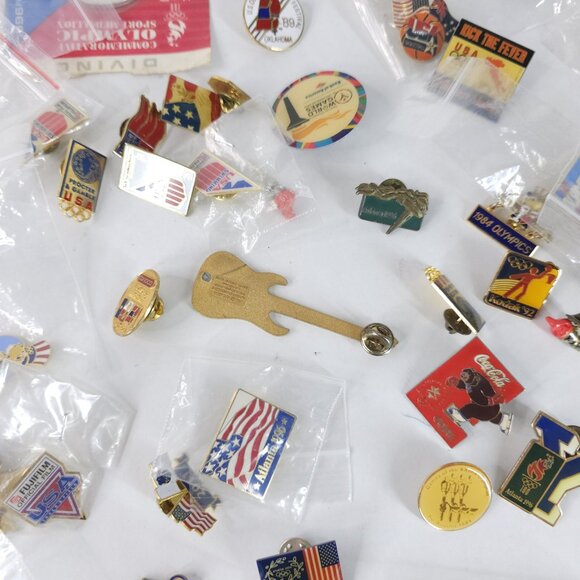 Vintage Olympic Games Pin Lot USA LA 1984 Atlanta 1996 Mascots Sponsors Rare Set - Picture 11 of 12